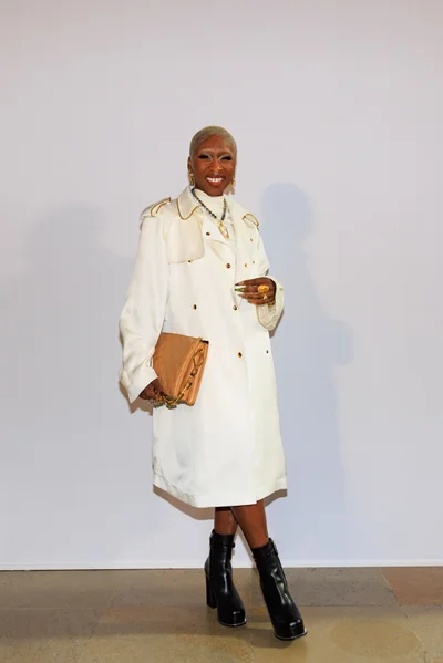 Look 18